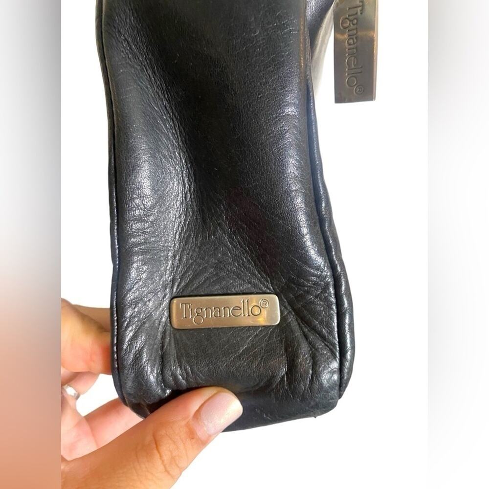 Tignanello Solid Black Leather Shoulder Bag One W… - image 5